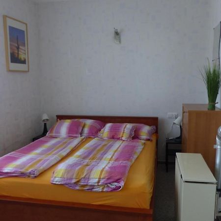 Orwa Apartmanok - Fenyofa Koez ザラカロシュ エクステリア 写真