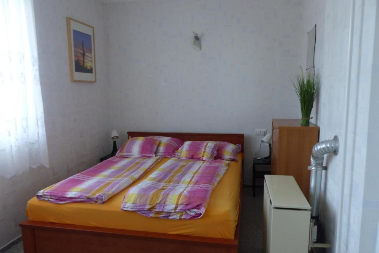 Orwa Apartmanok - Fenyofa Koez ザラカロシュ エクステリア 写真