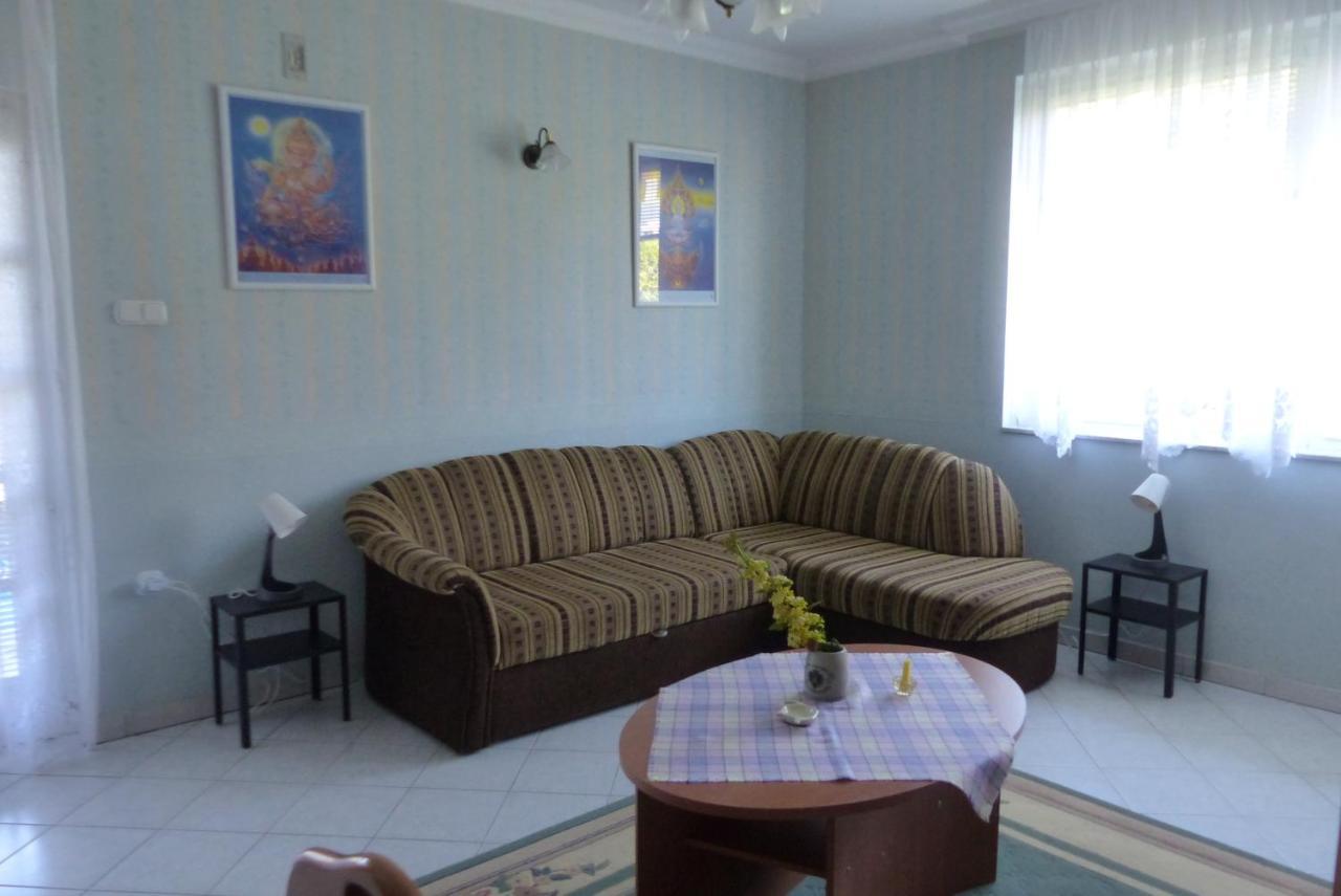 Orwa Apartmanok - Fenyofa Koez ザラカロシュ エクステリア 写真