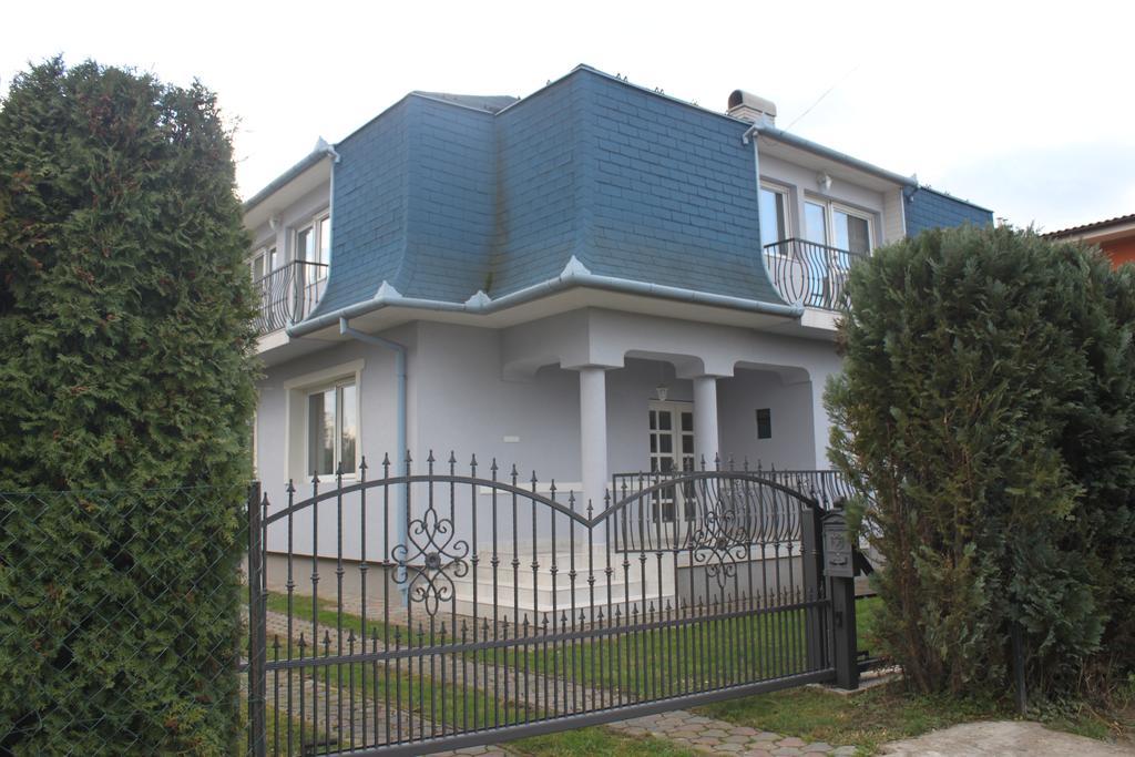 Orwa Apartmanok - Fenyofa Koez ザラカロシュ エクステリア 写真