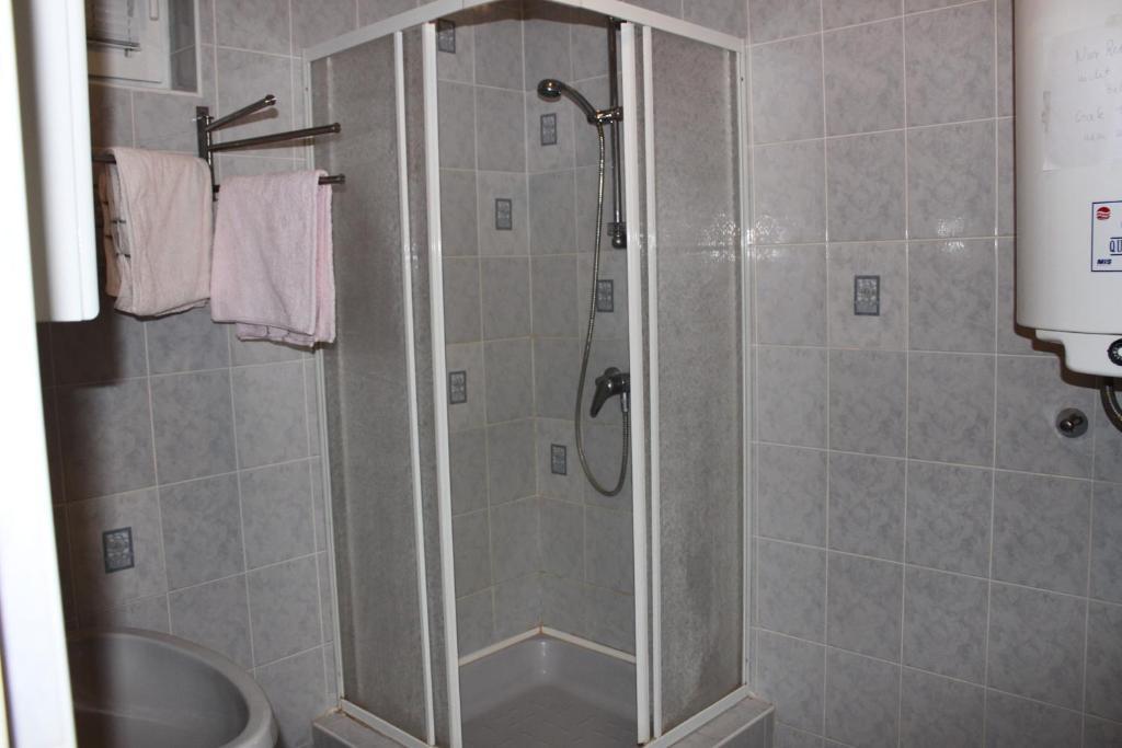 Orwa Apartmanok - Fenyofa Koez ザラカロシュ 部屋 写真