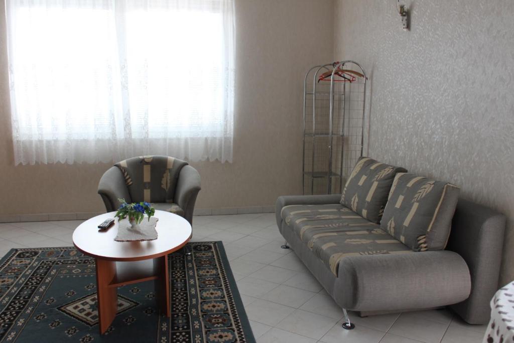 Orwa Apartmanok - Fenyofa Koez ザラカロシュ 部屋 写真