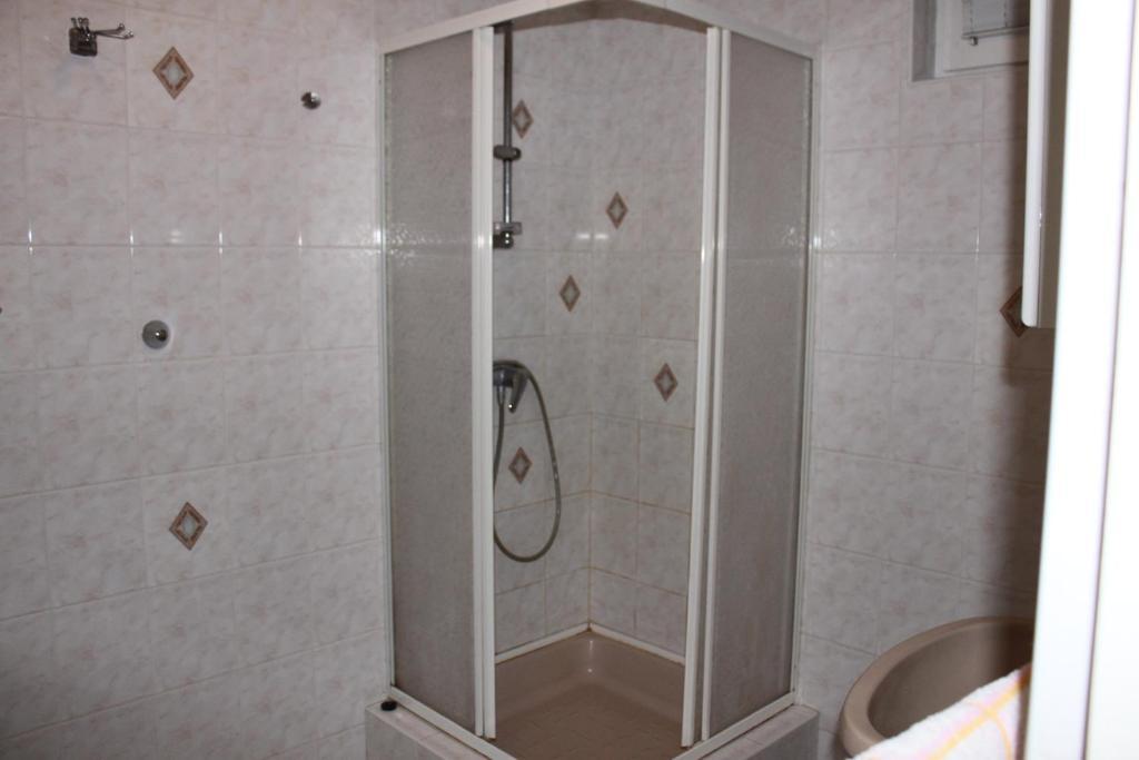 Orwa Apartmanok - Fenyofa Koez ザラカロシュ 部屋 写真